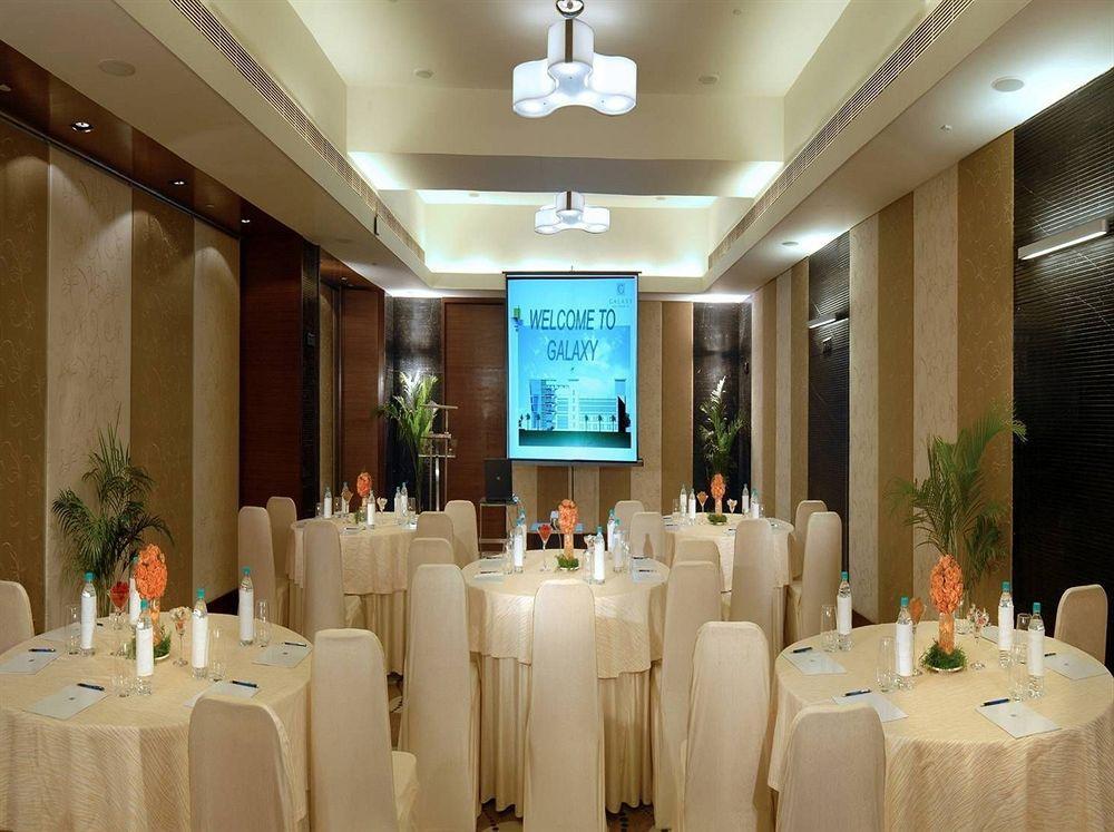 Galaxy Hotel & Spa Gurgaon Buitenkant foto