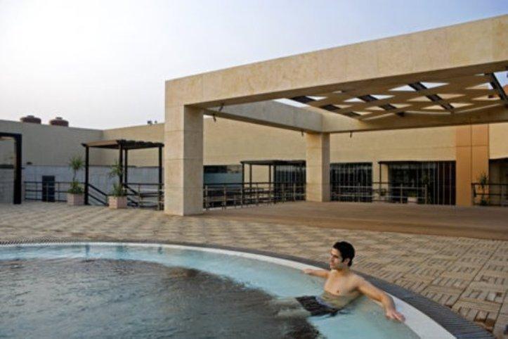 Galaxy Hotel & Spa Gurgaon Buitenkant foto