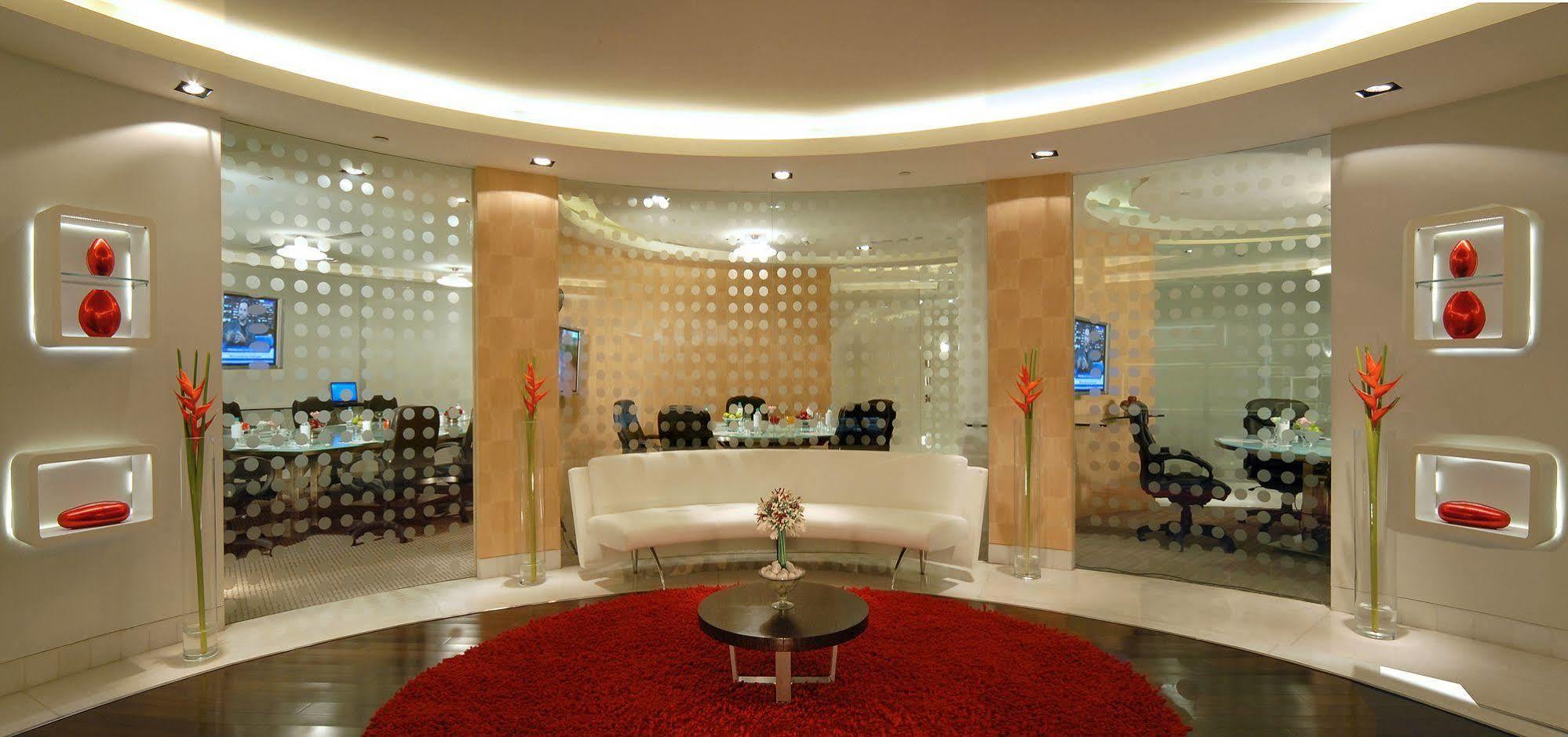 Galaxy Hotel & Spa Gurgaon Buitenkant foto