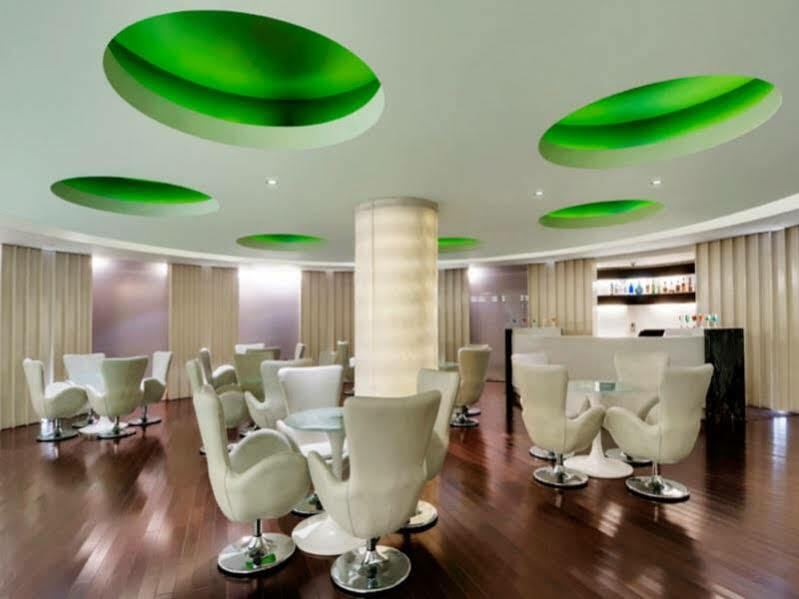 Galaxy Hotel & Spa Gurgaon Buitenkant foto